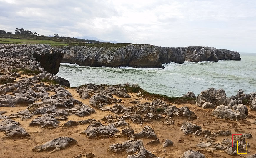 Bufones de Pría junto a la playa de Guadamía, Llanes - Asturias