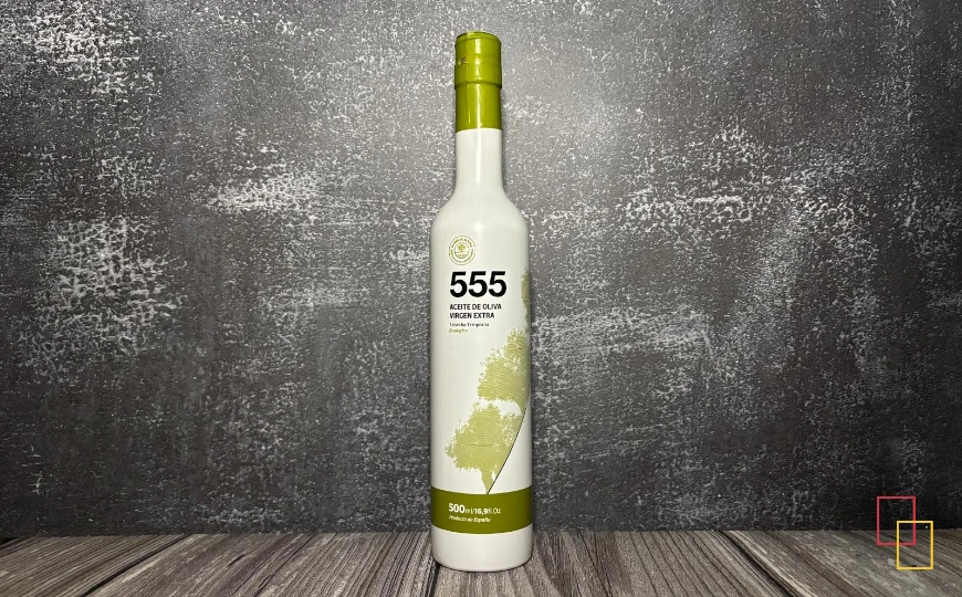 AOVE 555 Hojiblanca ecológico de cosecha temprana aceite de oliva virgen extra premium entre los mejores aceites de España 2026