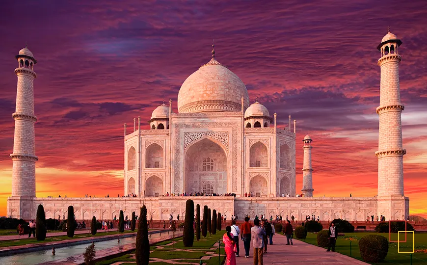 Amanecer en el Taj Mahal (Agra)