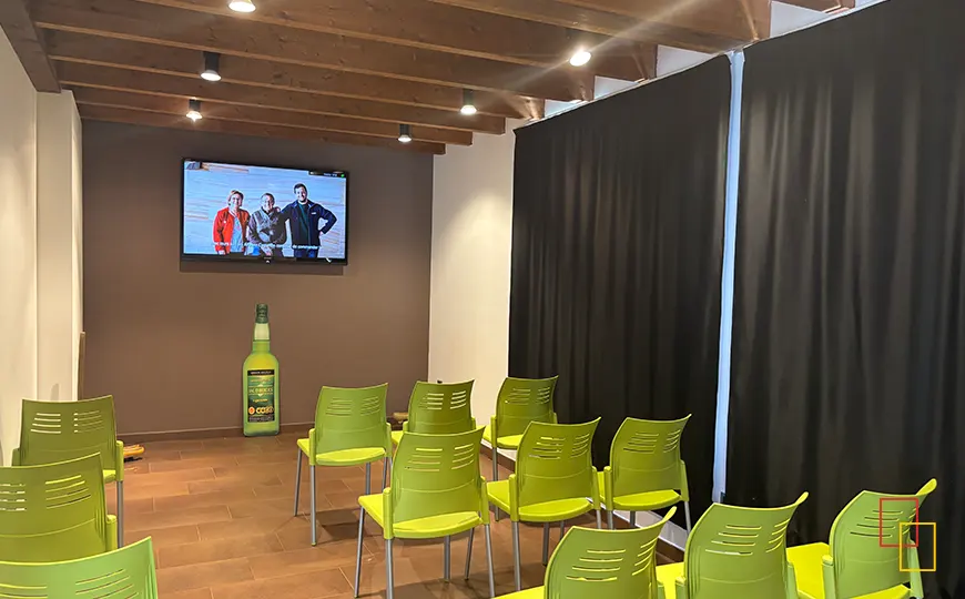 Aula de proyección del video introductorio en Sidra Castañón