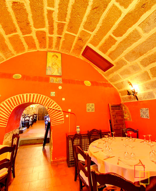 Restaurante El Torreón, situado en el casco histórico de Ávila
