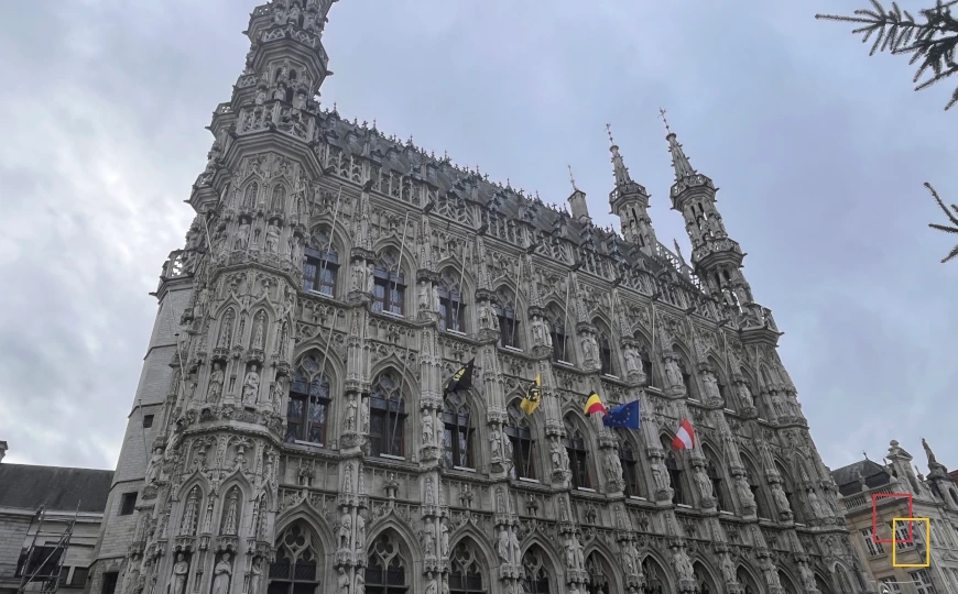 Fachada del Ayuntamiento gótico de Lovaina