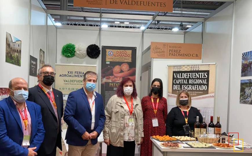 Degustación de productos típicos de Valdefuentes (Cáceres)