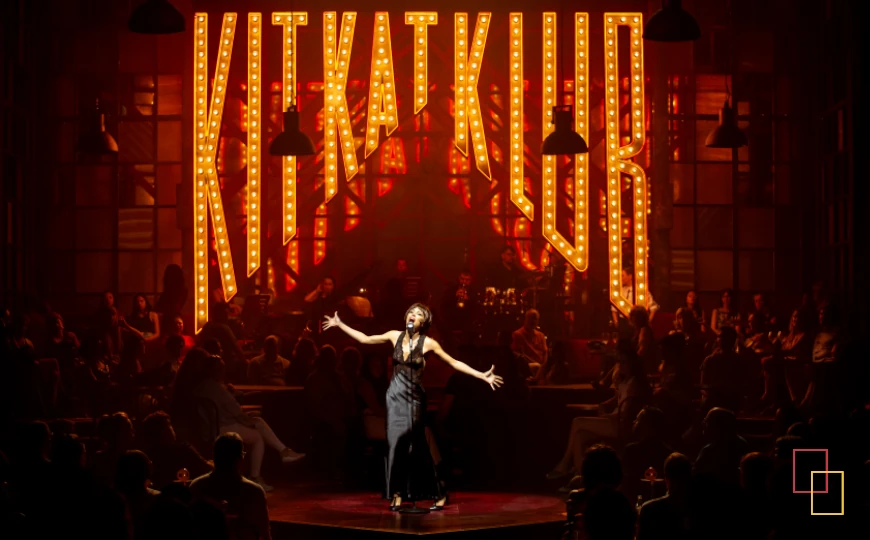 Escena de Cabaret, El Musical, en el KIT KAT KLUB de Madrid