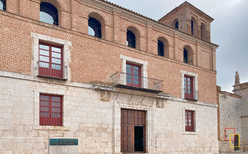 Fachada de las Casas del Tratado de Tordesillas
