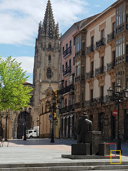 Vista fachada catedral de Oviedo