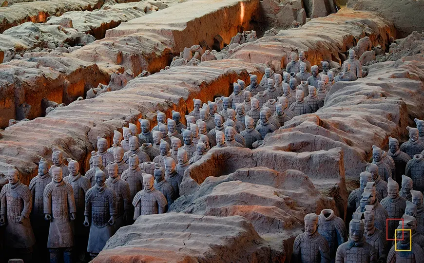 Filas de Guerreros de Terracota en las fosas principales de Xi'an