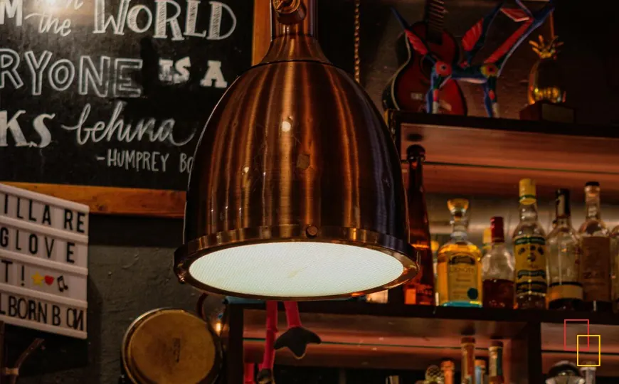 Interior decorado para cumpleaños en bar de Gràcia