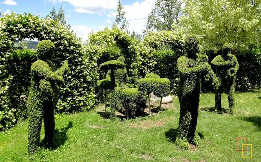 El Bosque Encantado - Escultura vegetal The Beatles