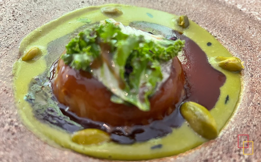 Plato de cocina de temporada del restaurante Fraula en Valencia