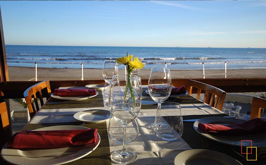 Restaurante con vistas al Mar Mediterráneo
