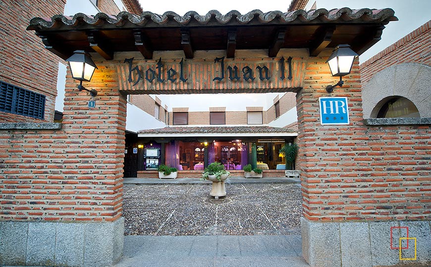 Fachada del Hotel Juan II