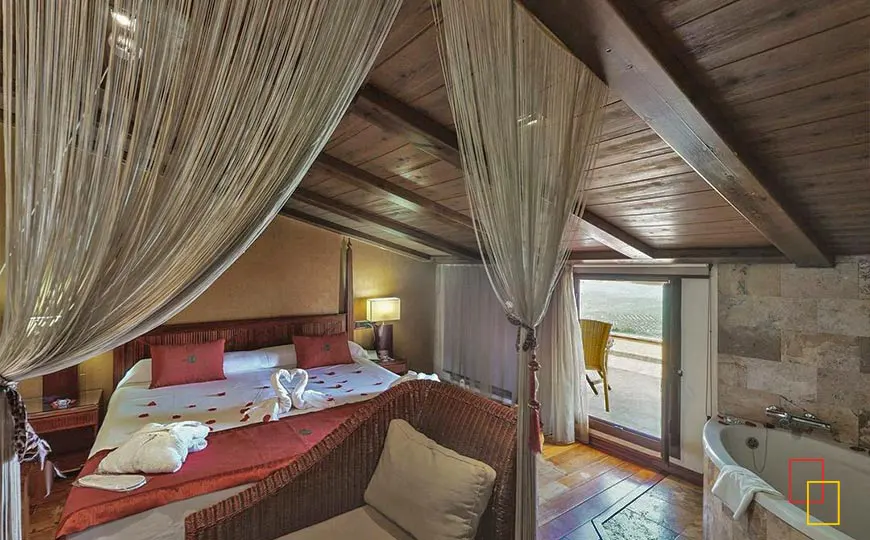 Habitación Suite abuhardillada