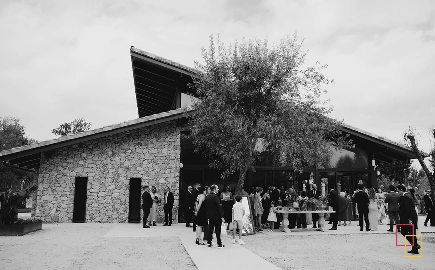 Exterior del restaurante de Huellas del Tiétar durante una celebración
