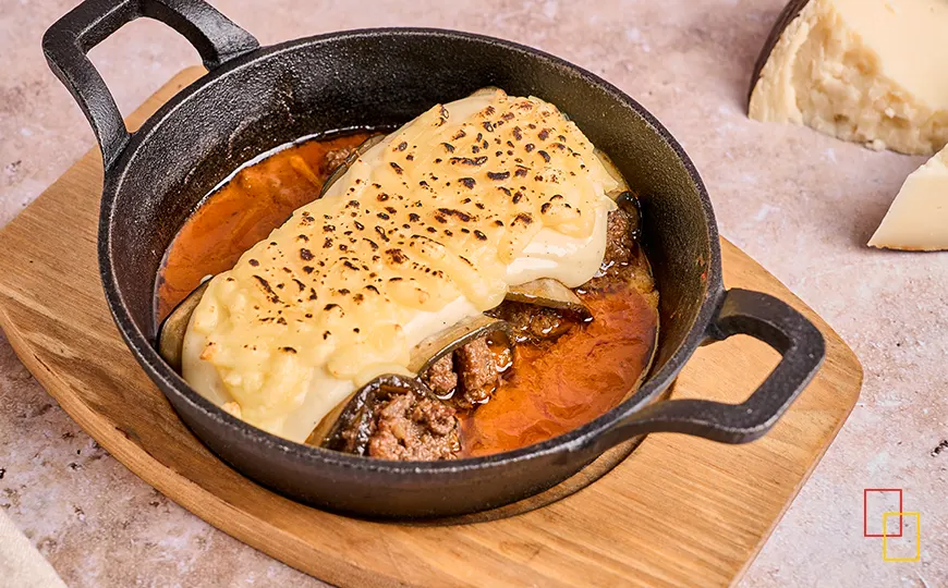 Involitini de berenjena con boloñesa de vaca vieja