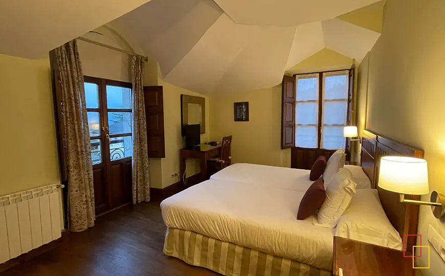 Habitación doble superior con balcón