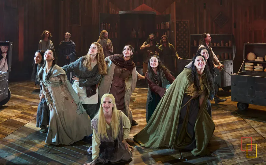 Escenografía de Los Pilares de la Tierra, el musical