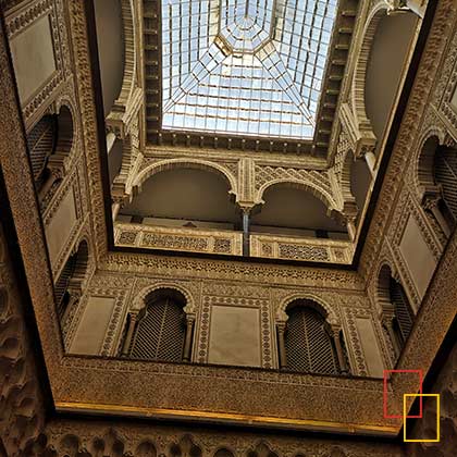 Patio de las Muñecas de los Reales Alcázares de Sevilla