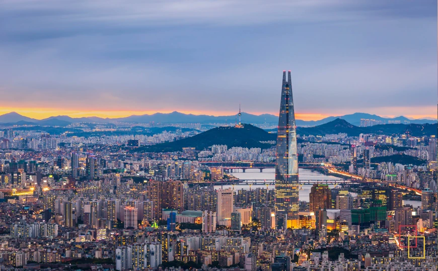 Lotte World Tower y skyline de Seúl, rascacielos y bahía en Corea del Sur