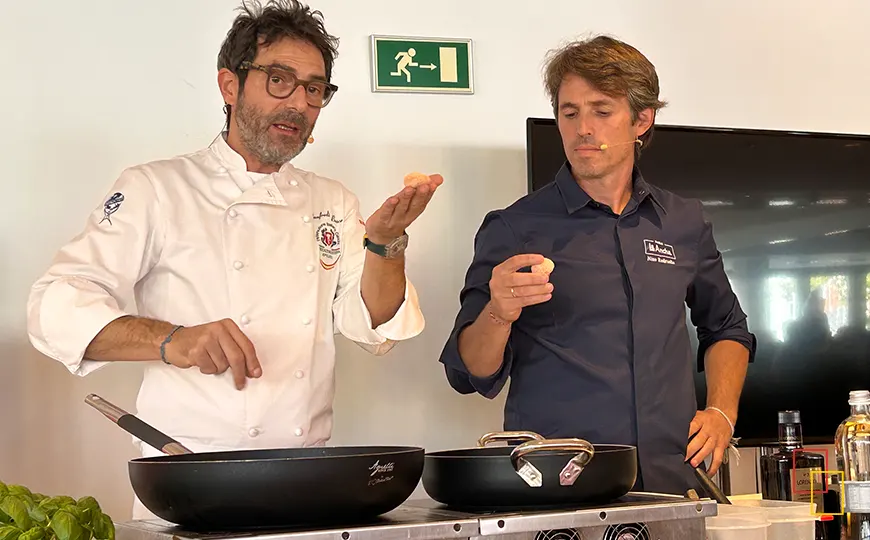 Manfredi Bosco y Nino Redruello durante su tasting de Tortilla carbonara