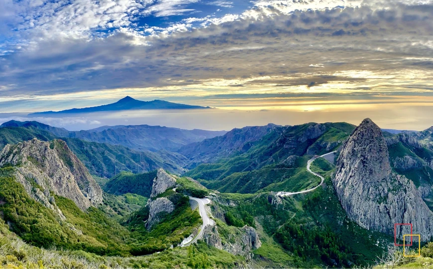 Paisaje panorámico de La Gomera con montañas y miradores