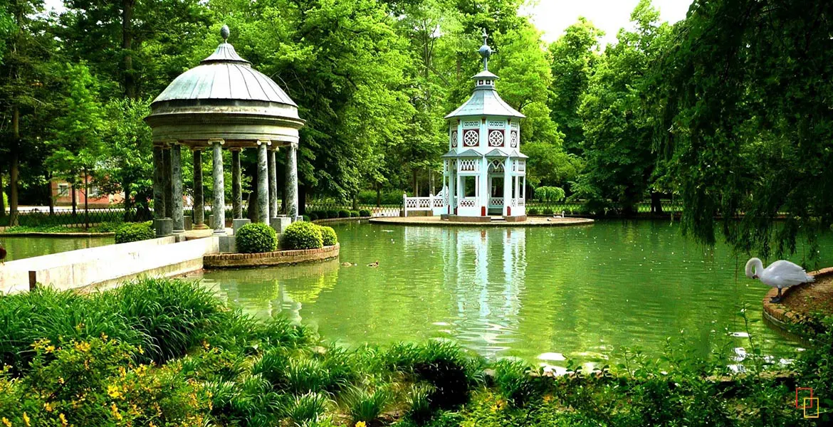 El Parque del Retiro, principal pulmón verde de Madrid muy visitado por turistas y madrileños
