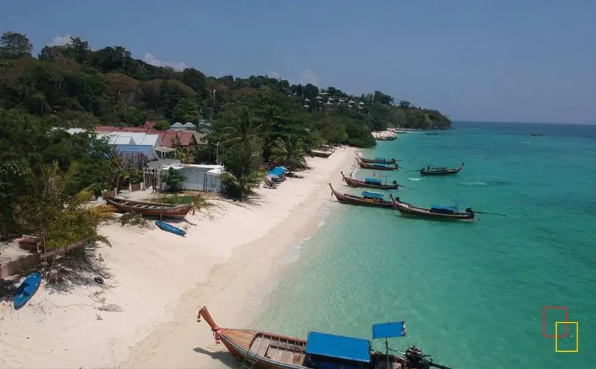 Barcas tailandesas en Long Beach, Phi Phi Don