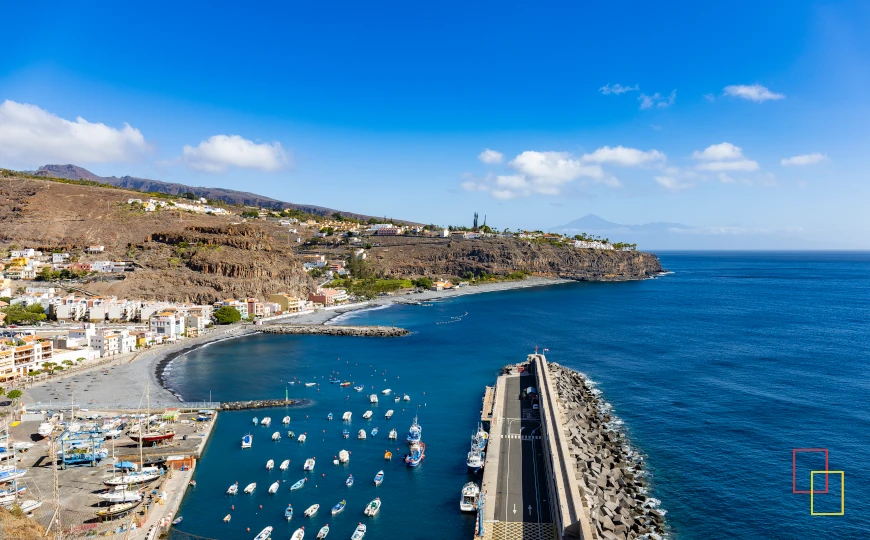 Playa de Santiago en La Gomera junto al Hotel Jardín Tecina