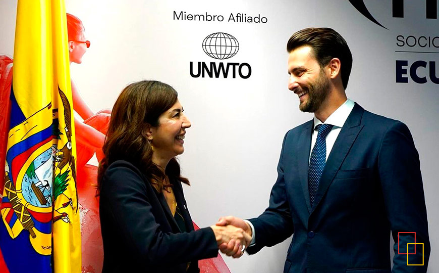 Rosana Morillo (Secretaria General de Turismo de España) y Niels Olsen (Ministro de Turismo de Ecuador)