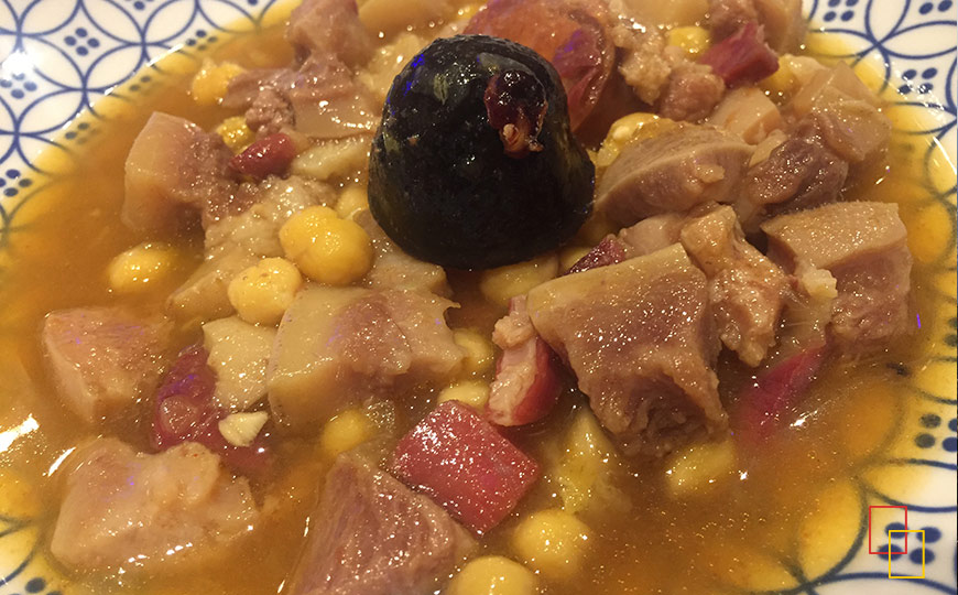 Callos sin callos: patas con morro y garbanzos