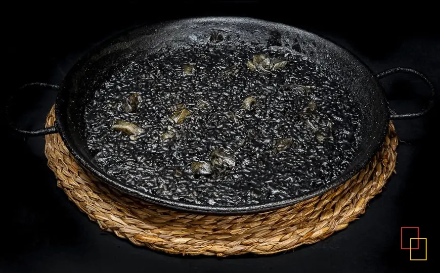 Arroz negro en Tasca del Puerto (Grau de Castelló)