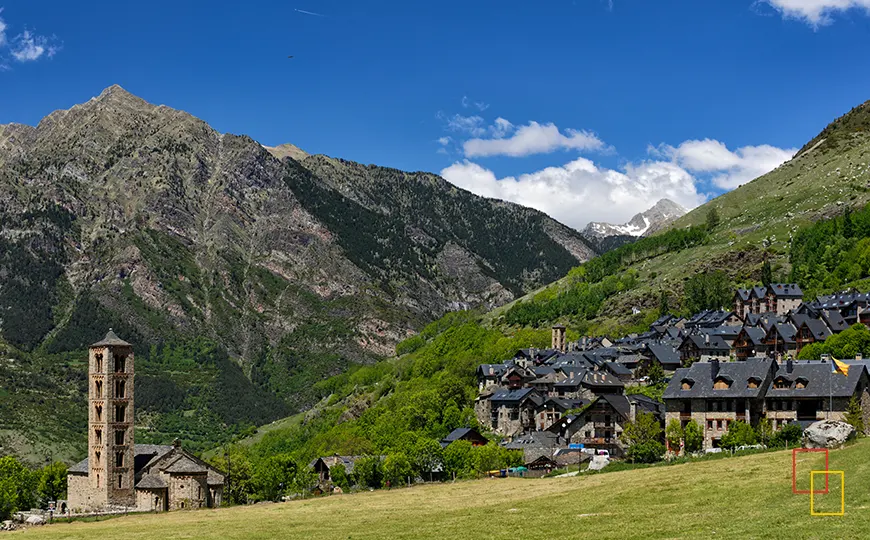Panorámica de Taüll con vistas hacia las montañas donde se ubica Boí Taüll