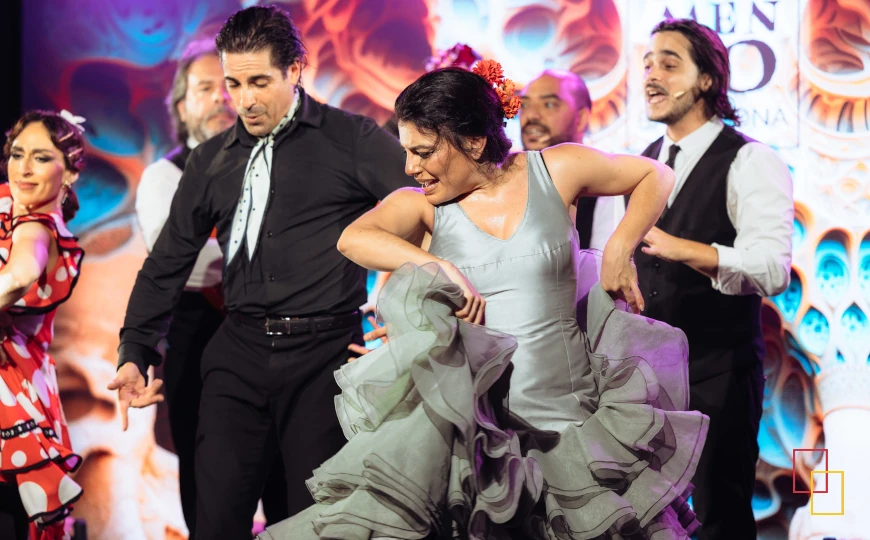 Cuadro flamenco actuando en Teatro Flamenco Barcelona