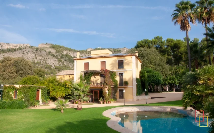 Masía Torre de Cotes en Alcoy con jardines y piscina