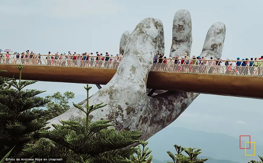 Pagoda y grutas en las Montañas de Mármol de Da Nang